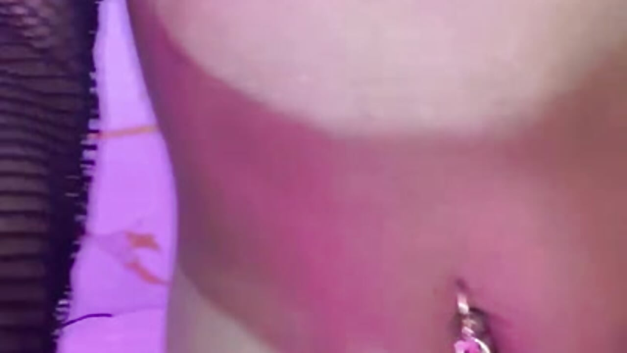 piercing - clip cu Chaanai model videochat