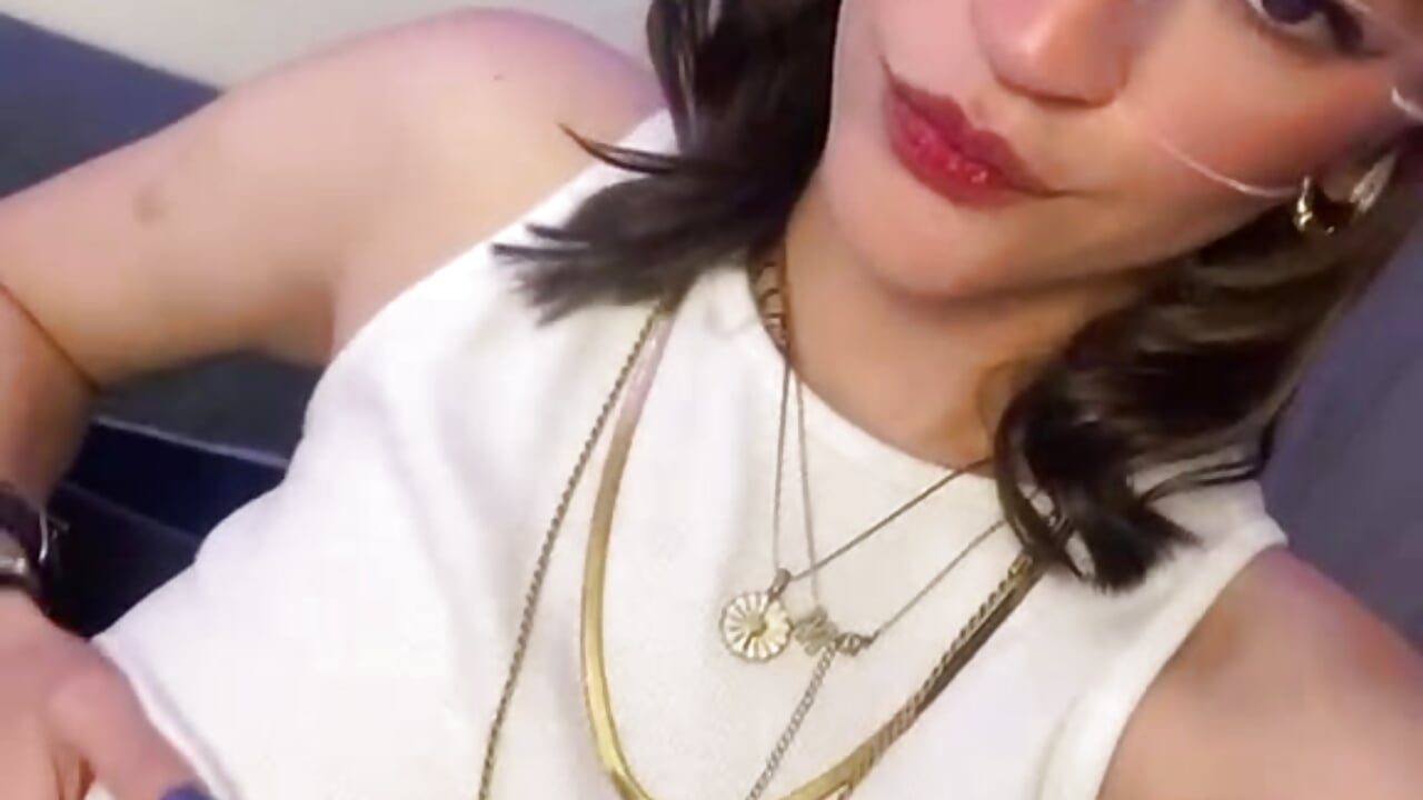 my eyes on you😻👅 - video di miahcarter_ modella di cam