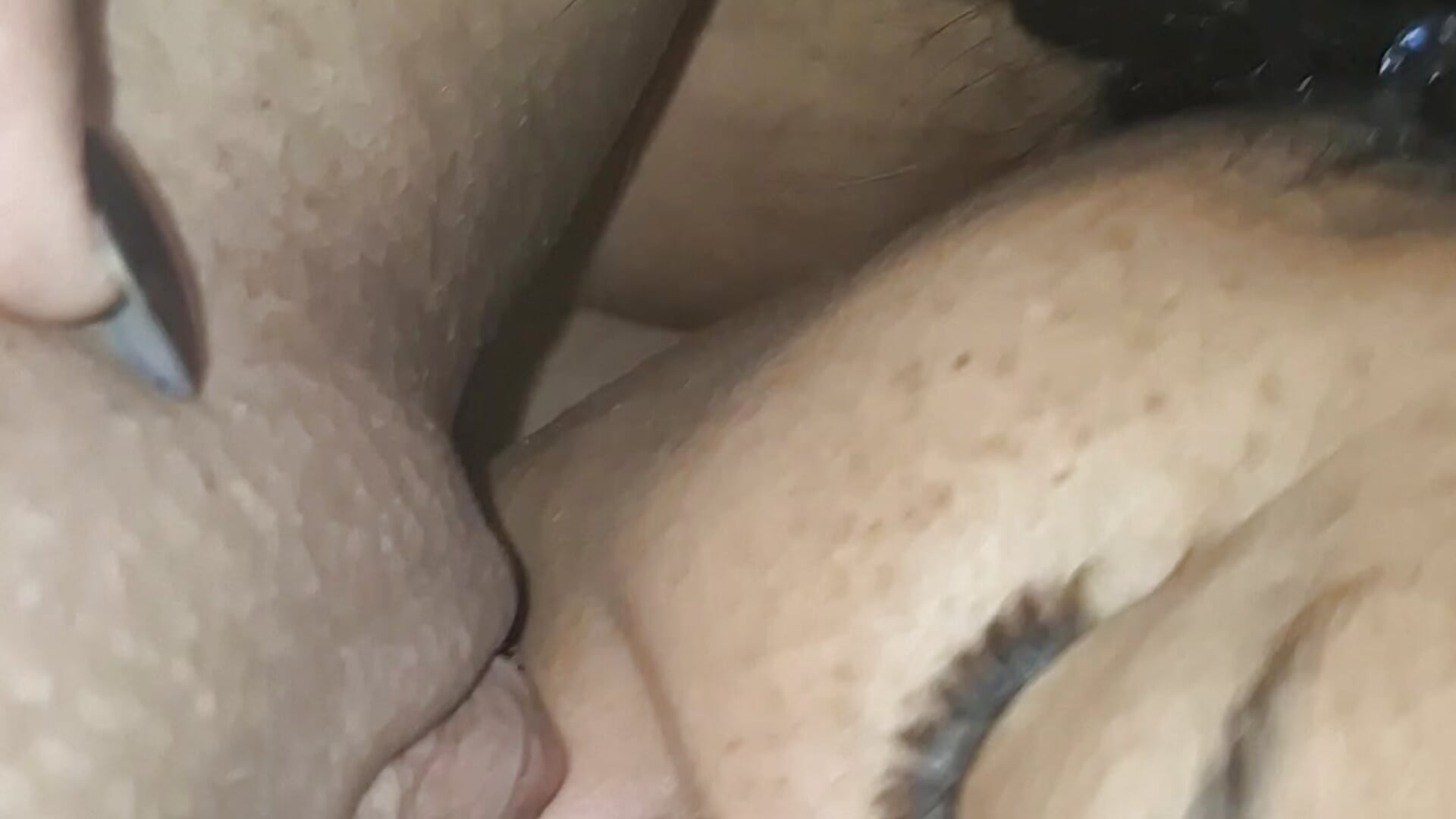 Vivi Chupando a Bucetinha Gostosa da Sara e enfiando o Dedo 🔥😈 - วิดีโอโดย ConexaoProibida44