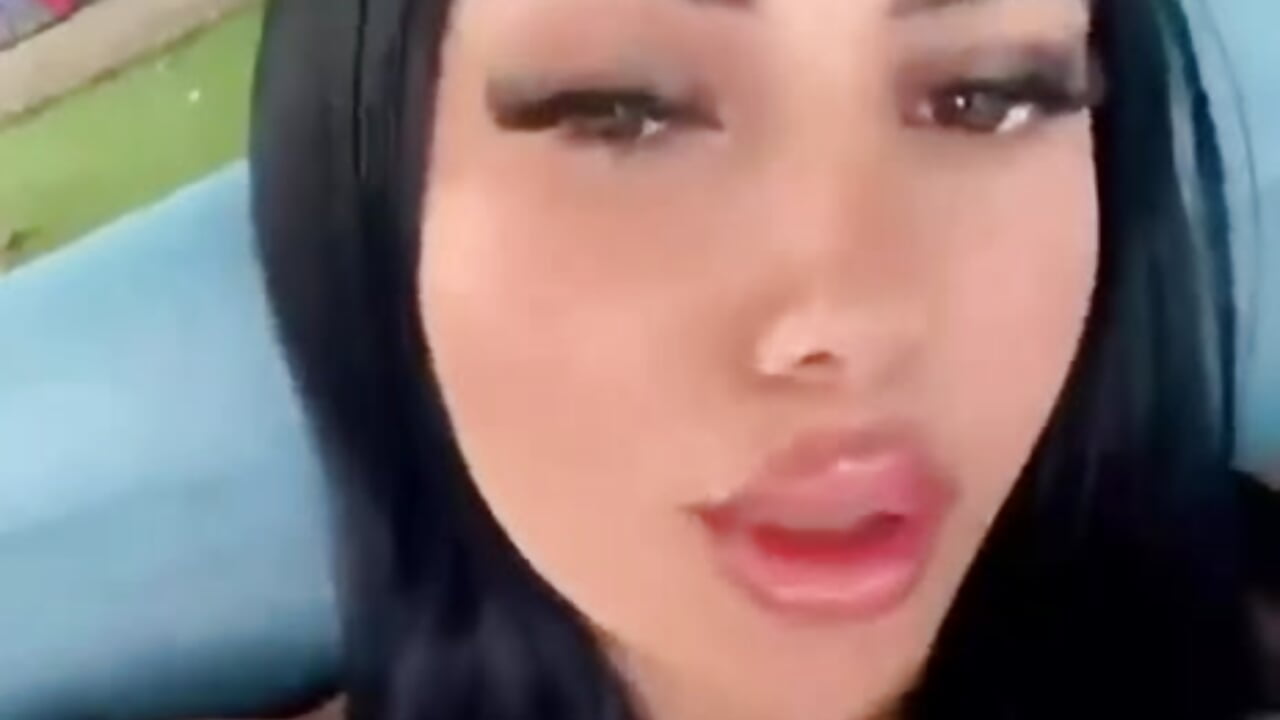 Kiss - vídeo de la modelo de cam LanaVesperX