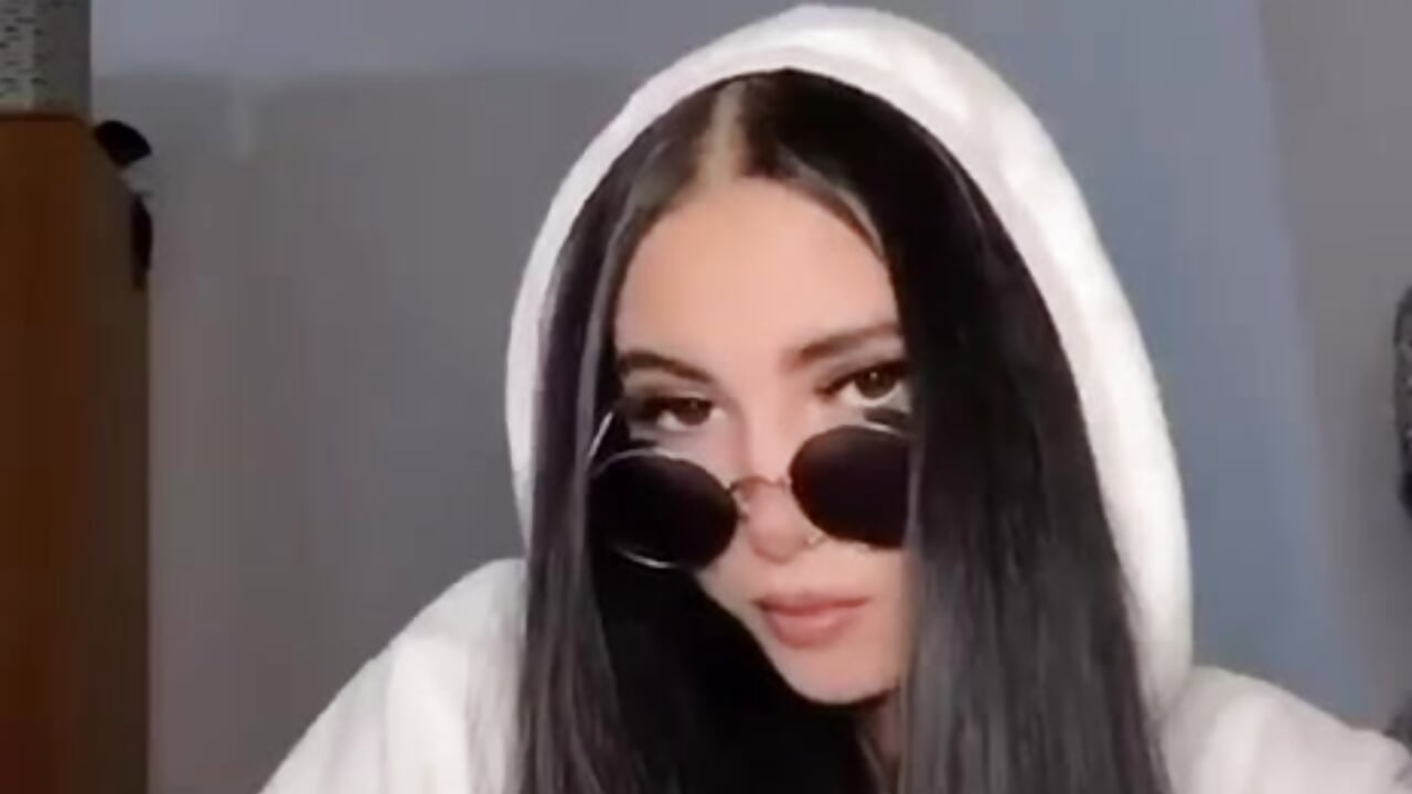 Love - vídeo de la modelo de cam LanaVesperX