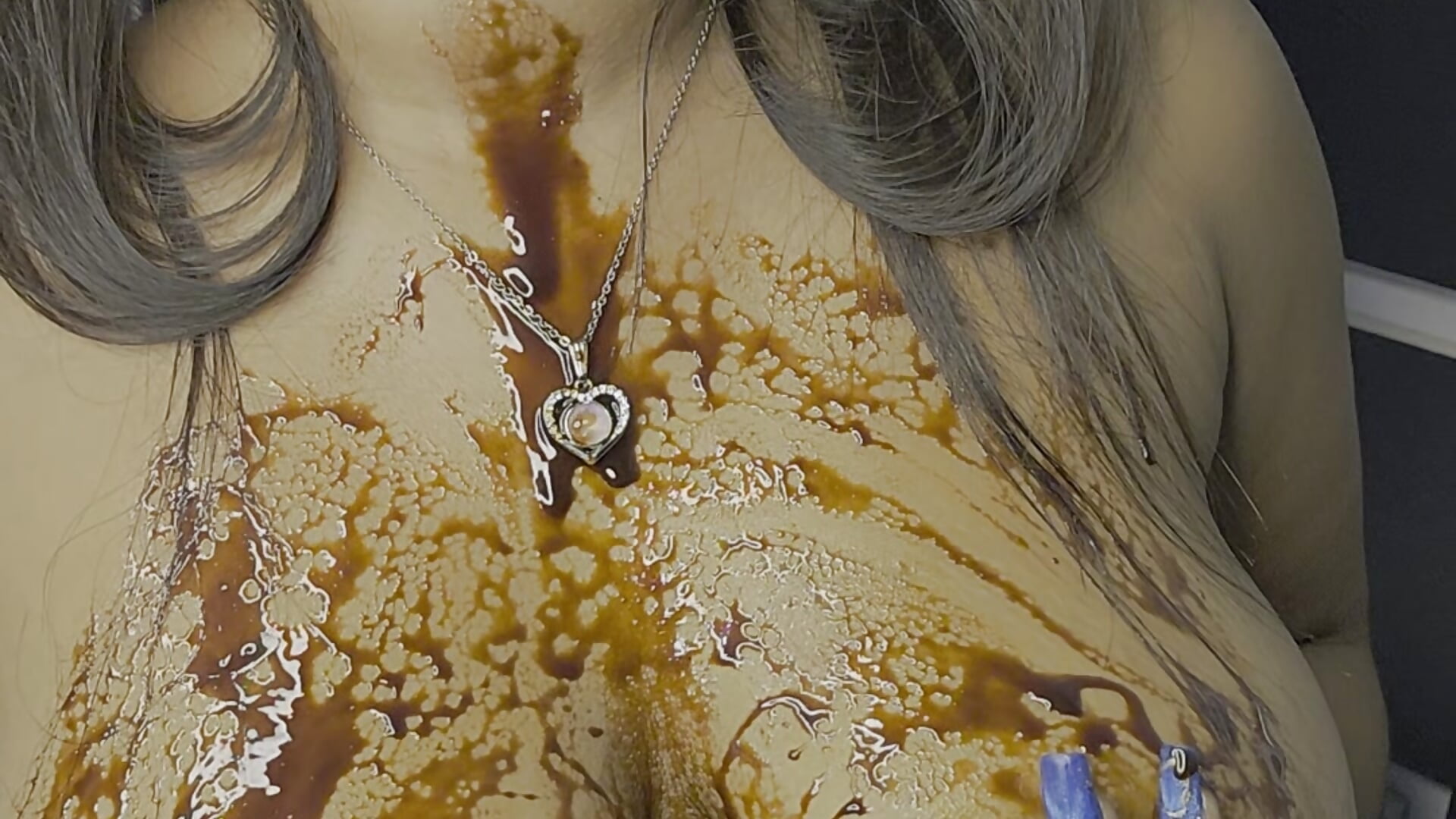 Honey Hot chocolate massage on my Sexy Boobs ❤️ - видео от уебкам модела sexy_shilaaa