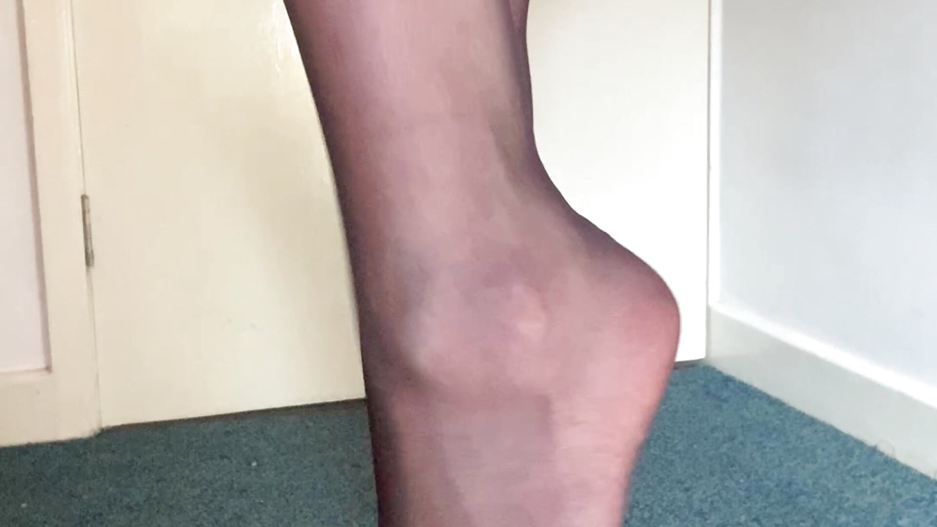 Sliding into my pantyhose and getting dressed for the day ❤️.