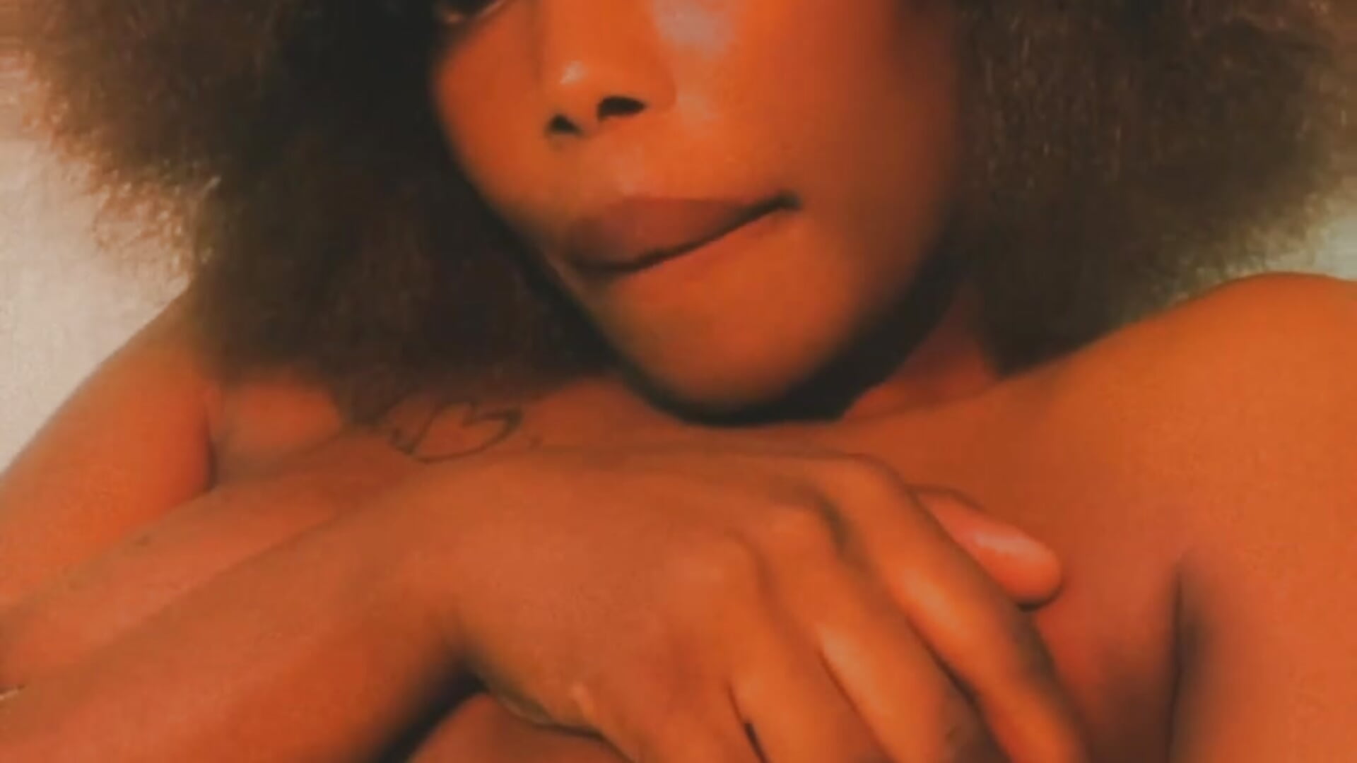 A8F48C2A-2887-4500-809A-24CE6E76AC35 - Wet_ebonydoll 캠 모델의 동영상