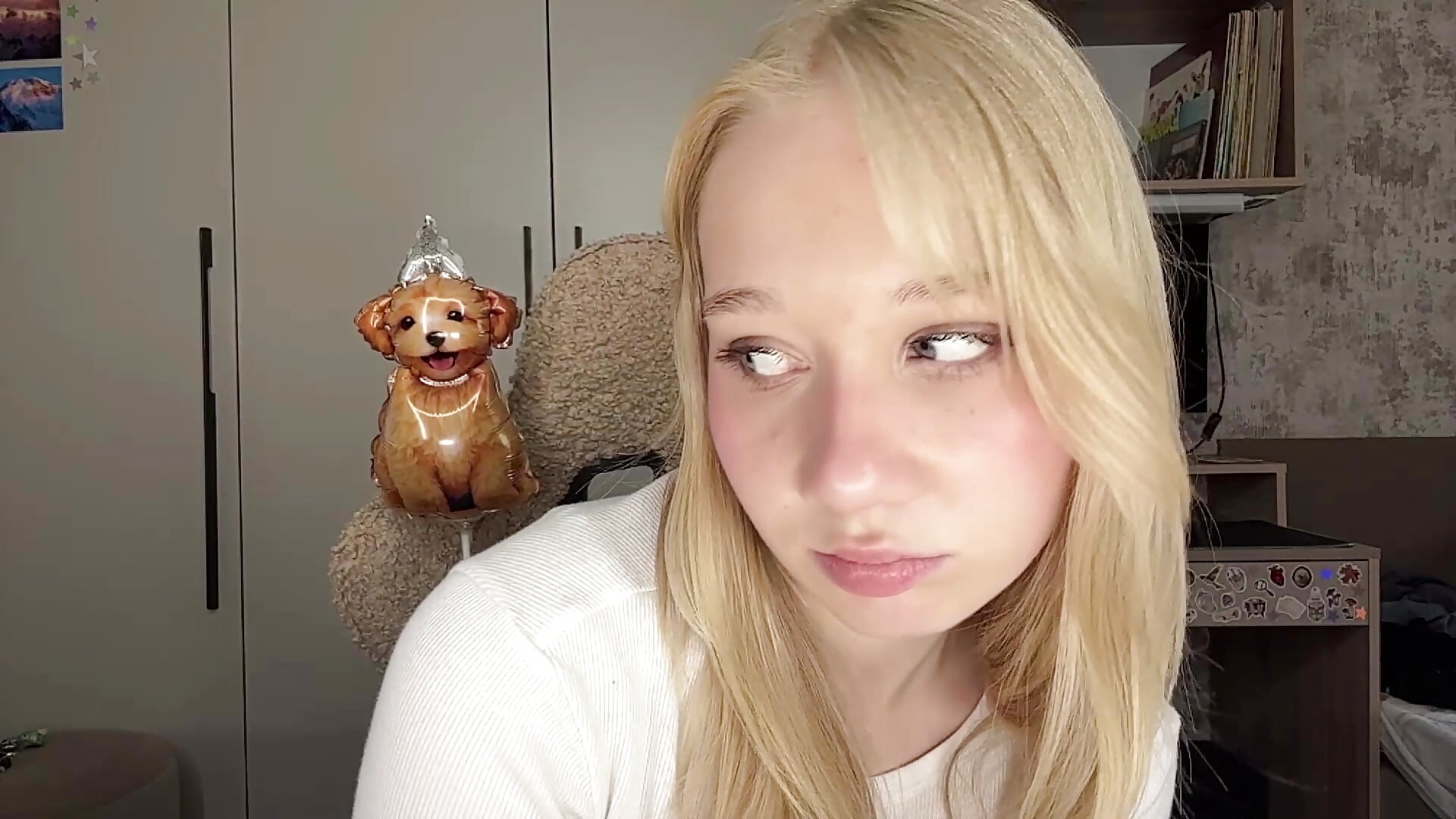 hair game - video van ShuSchauf cam-model