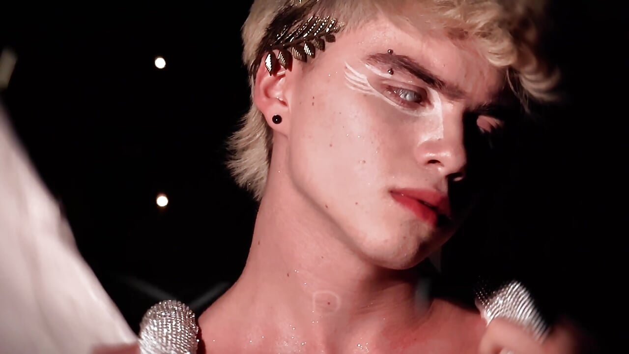Halloween - vídeo de la modelo de cam Ian_Stone