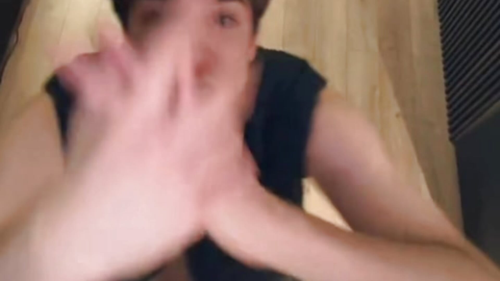 exclusiveflexboy1
