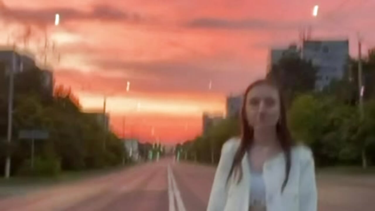 Dawn - video by LunaVeee cam model