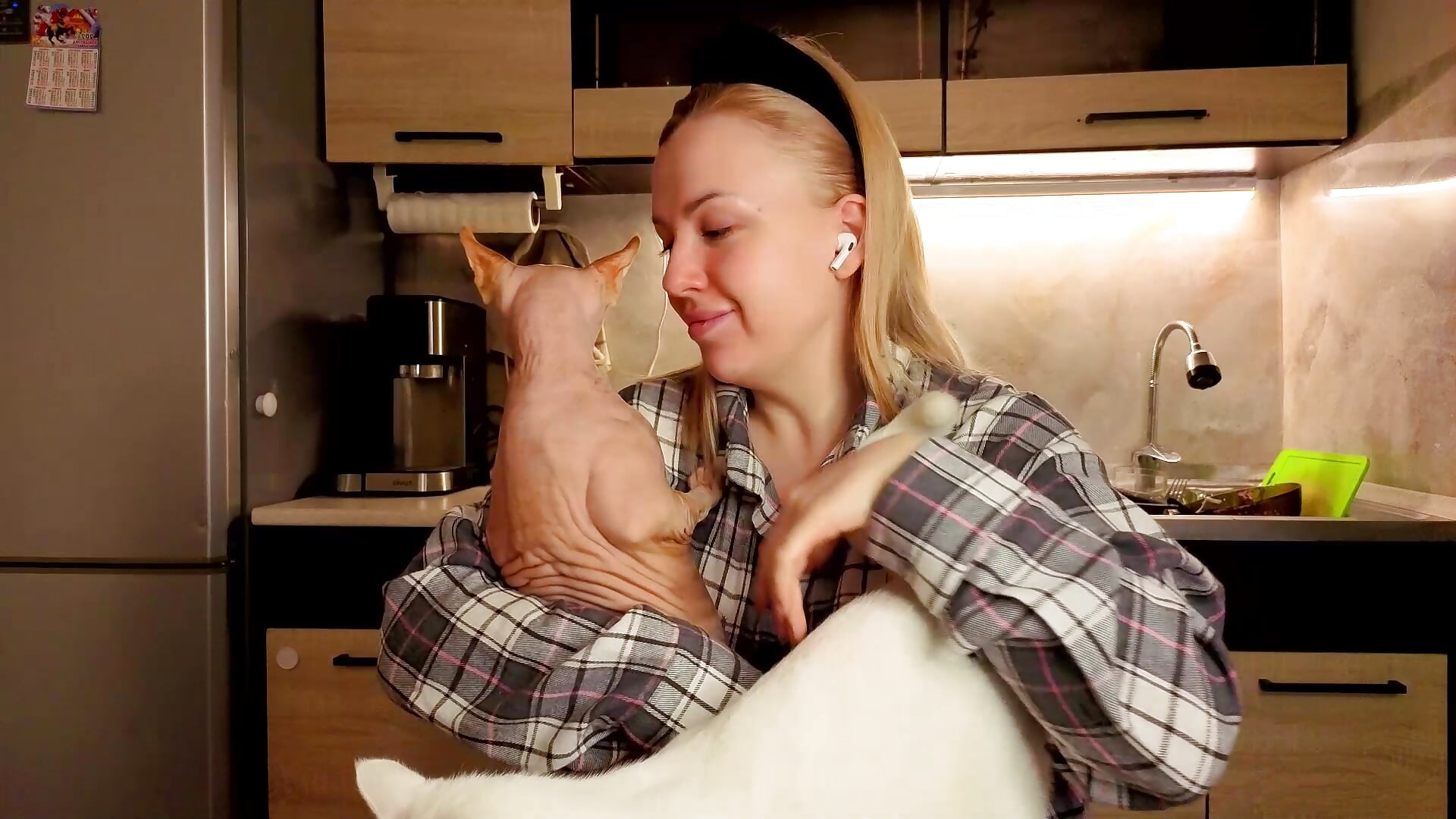 pussy attack – video modela na kameri ViktoriaSekret