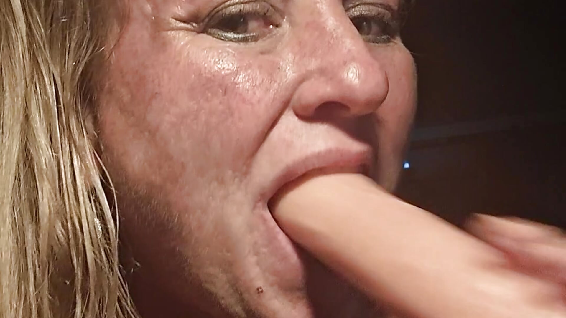 1000005560 – video od webkamerové modelky Penelopeplays