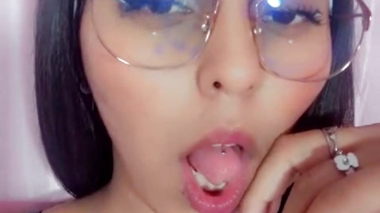 my sexy lips - video oleh model kamera love_dahlia