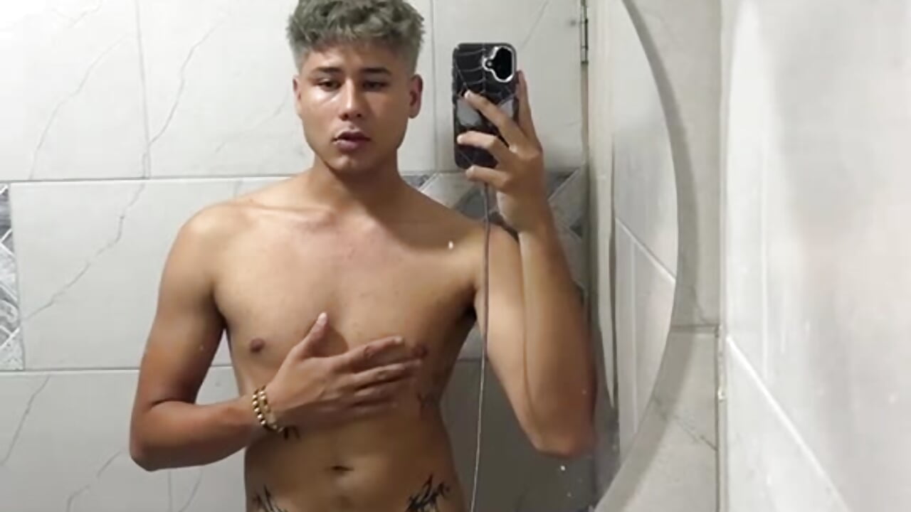 Meet me 😈 - vídeo de santicatx modelo de câmara