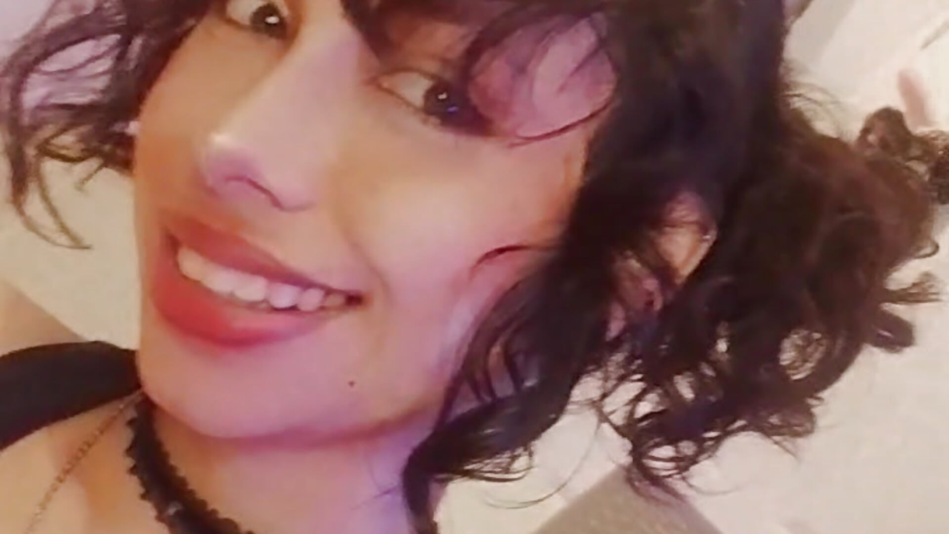 Lol - video by krarakiara cam model