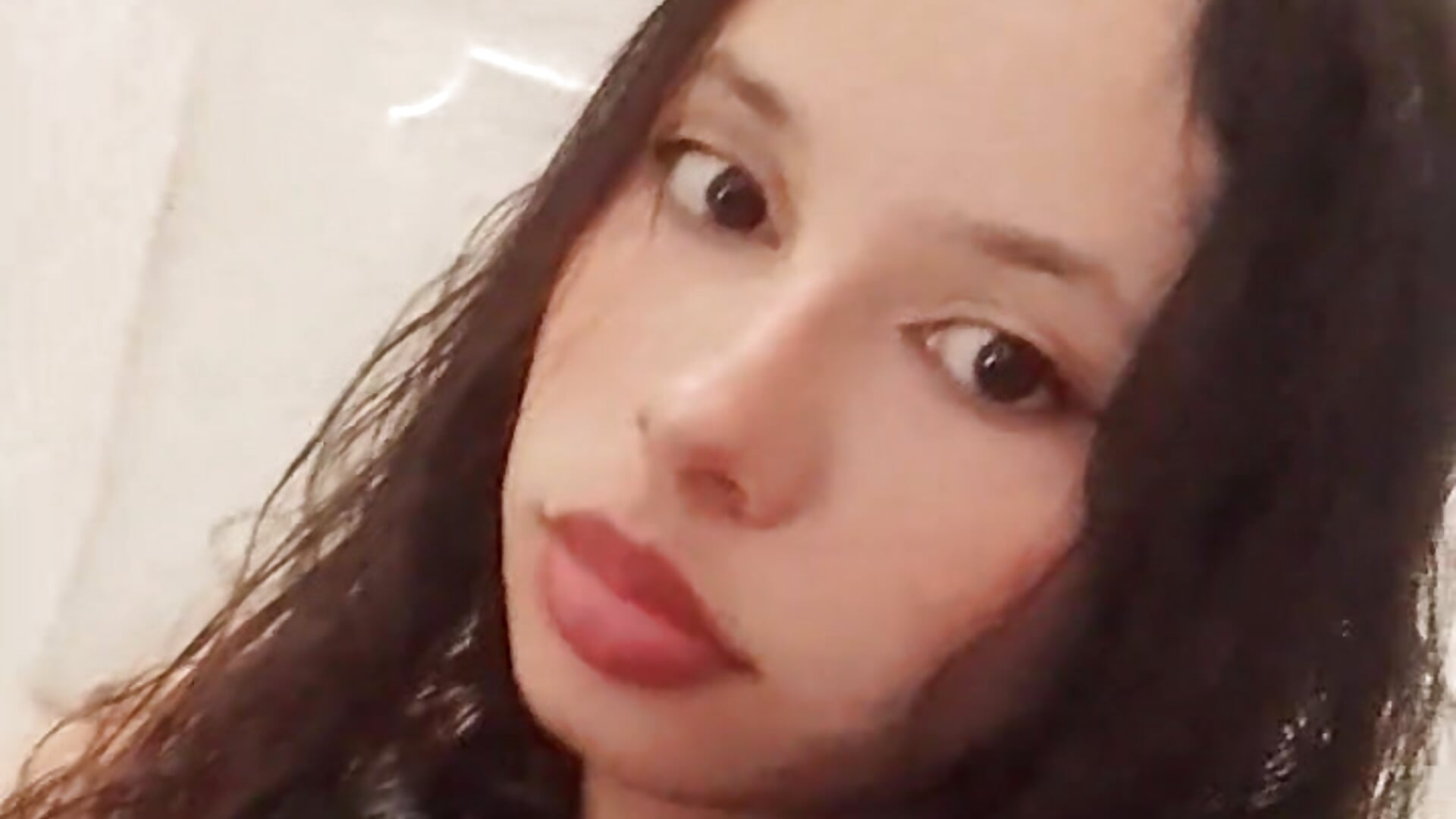 I am u love - video by krarakiara cam model