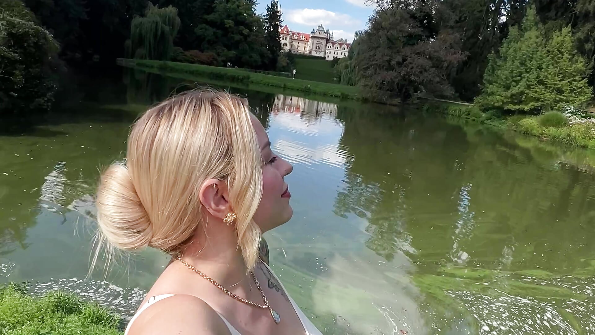 Traveling - video by lina_loren cam model