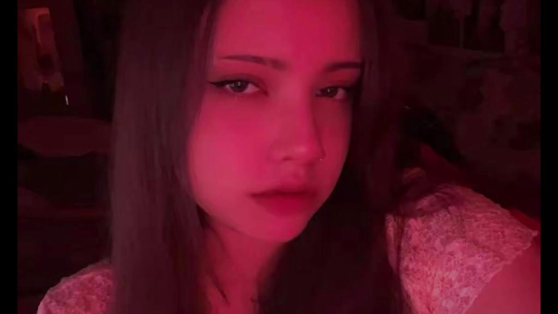 Hi guys 🤍 - відео від вебкаммоделі Sensual_Whisper