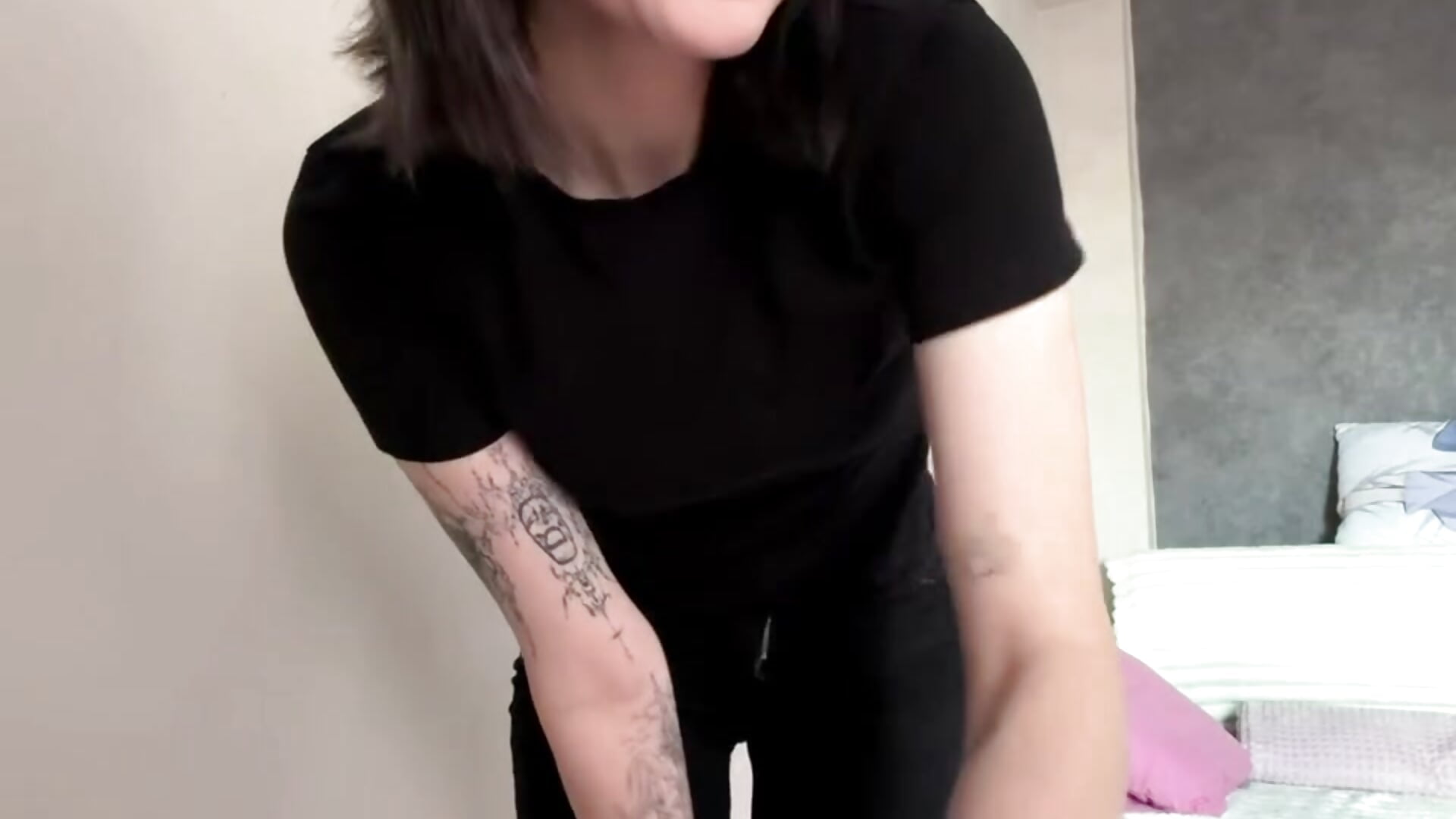 🌺 – video od webkamerové modelky miyamiya