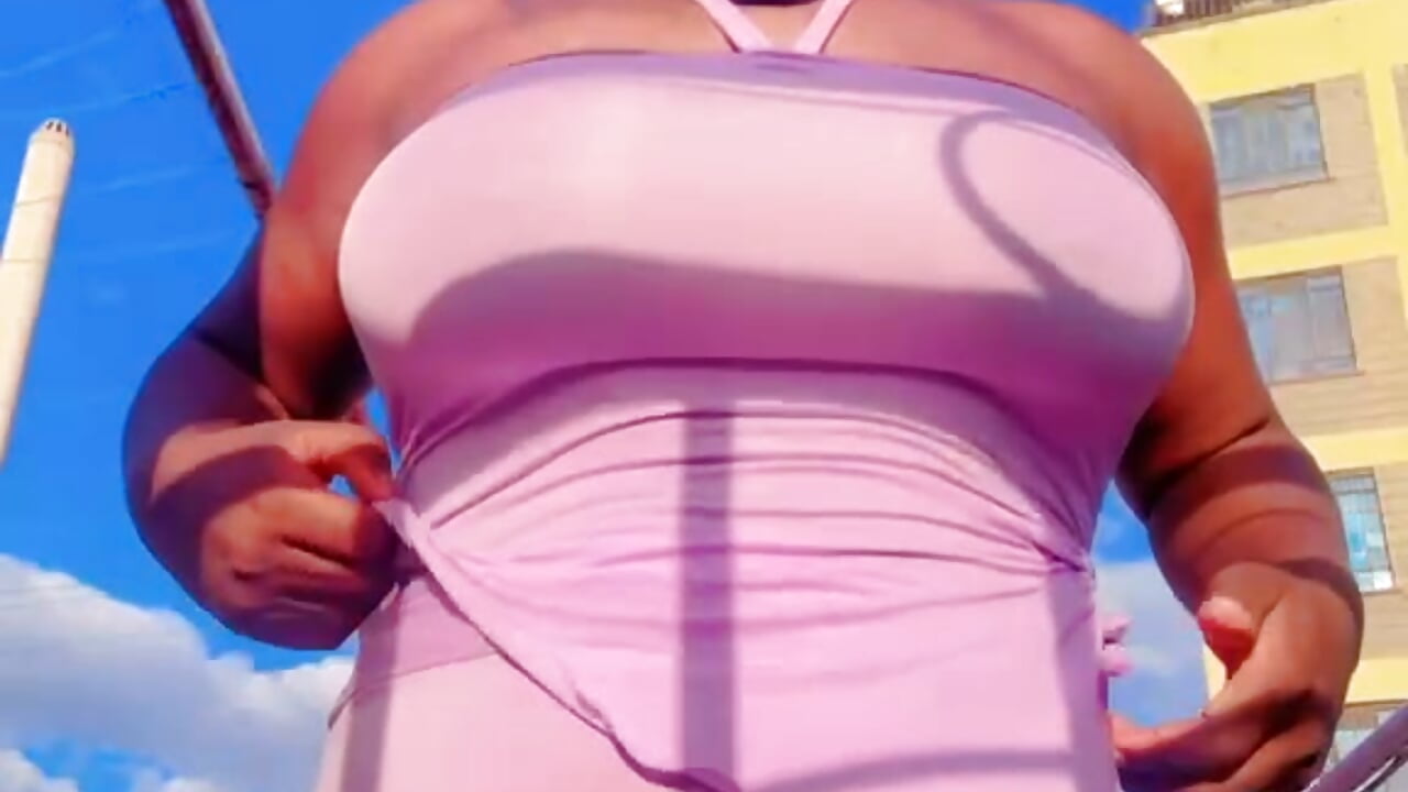 1000075114 - Vídeo de smsmmueni, modelo de vídeos