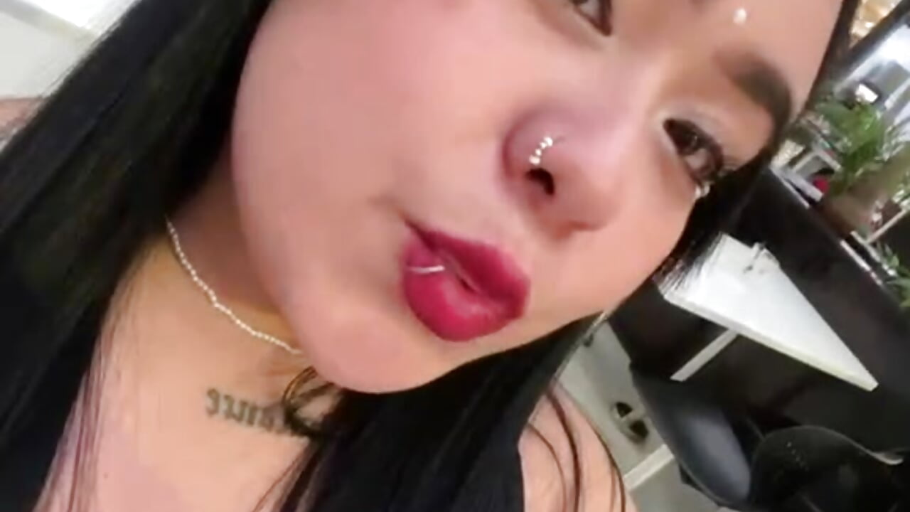 Nice face 😍💖 - video av iriis_bloom_ cam-modell