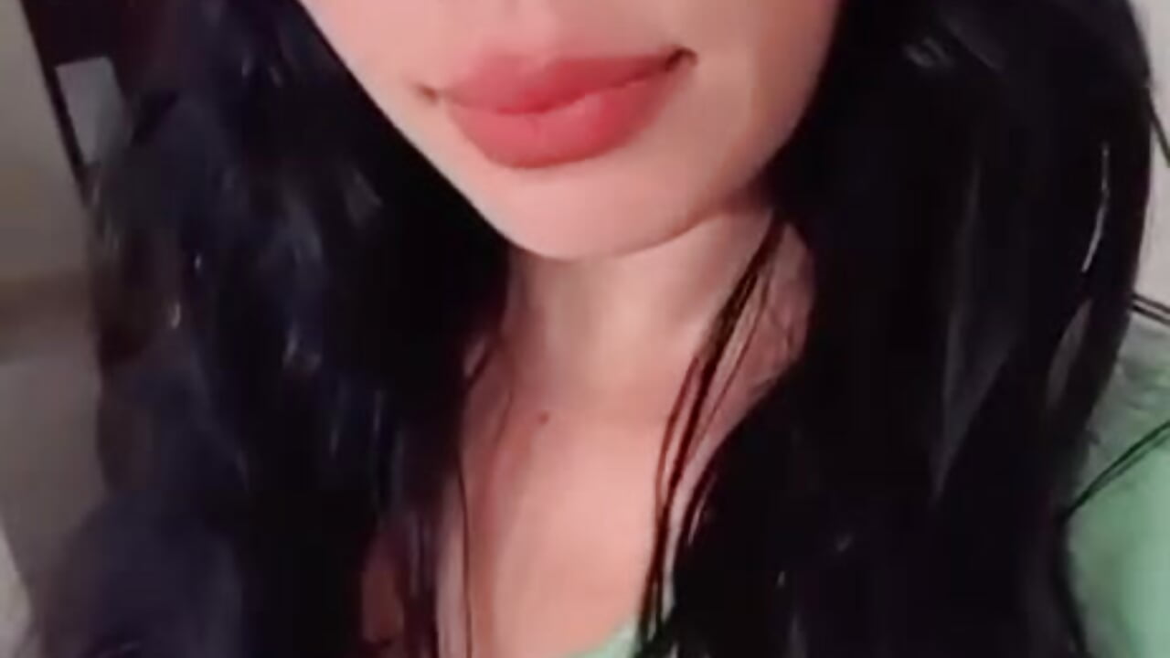 Hello - video van messina474 cam-model