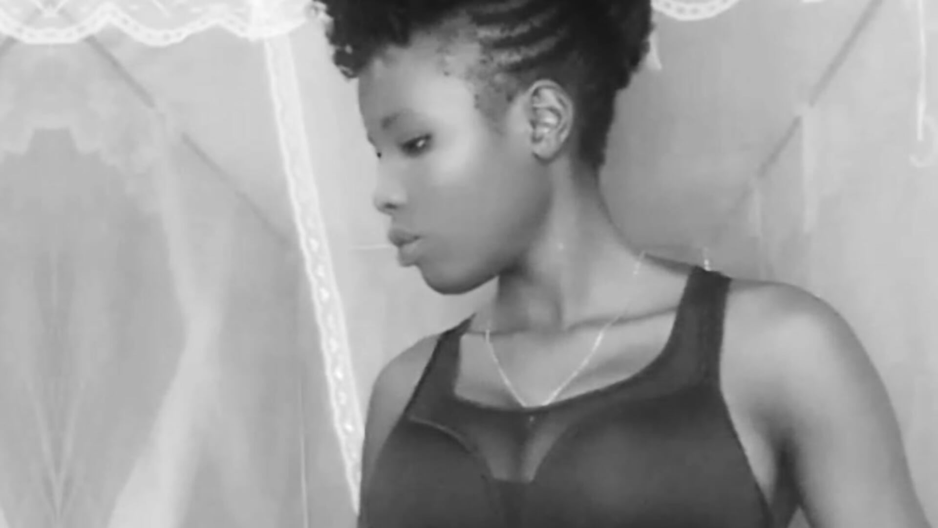 1000000195 - video by Ivyyvan cam model