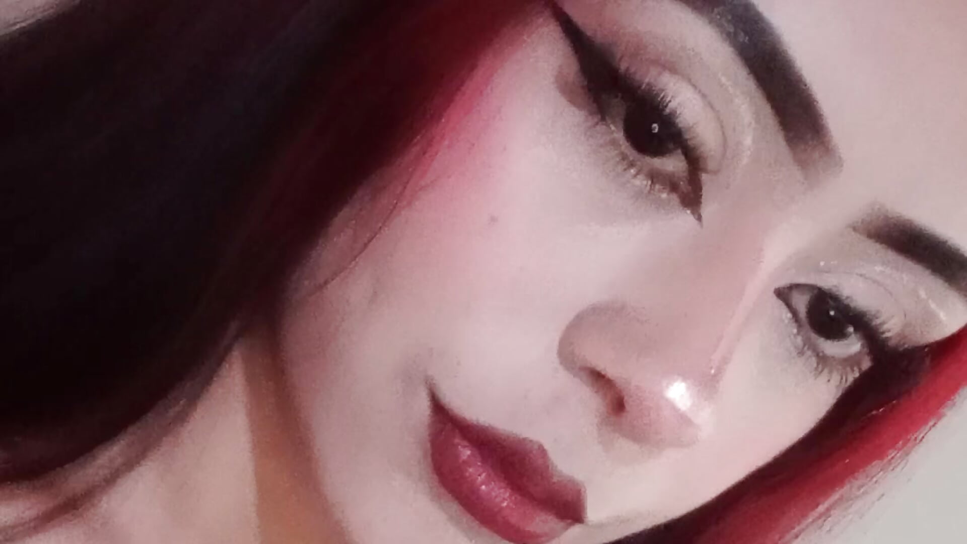 Your girl ♥️ - video by Raven_missty cam model