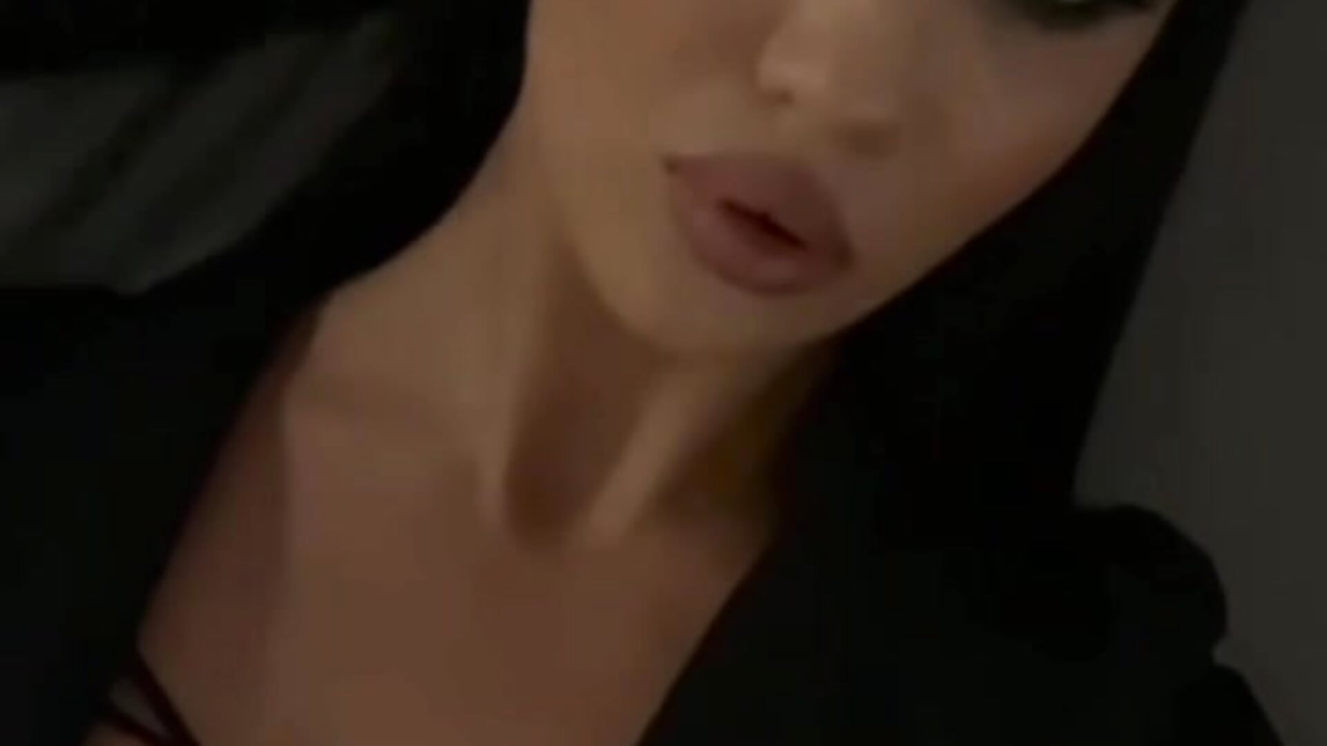 A little erotica - vidéo du modèle de showcams SappyYale