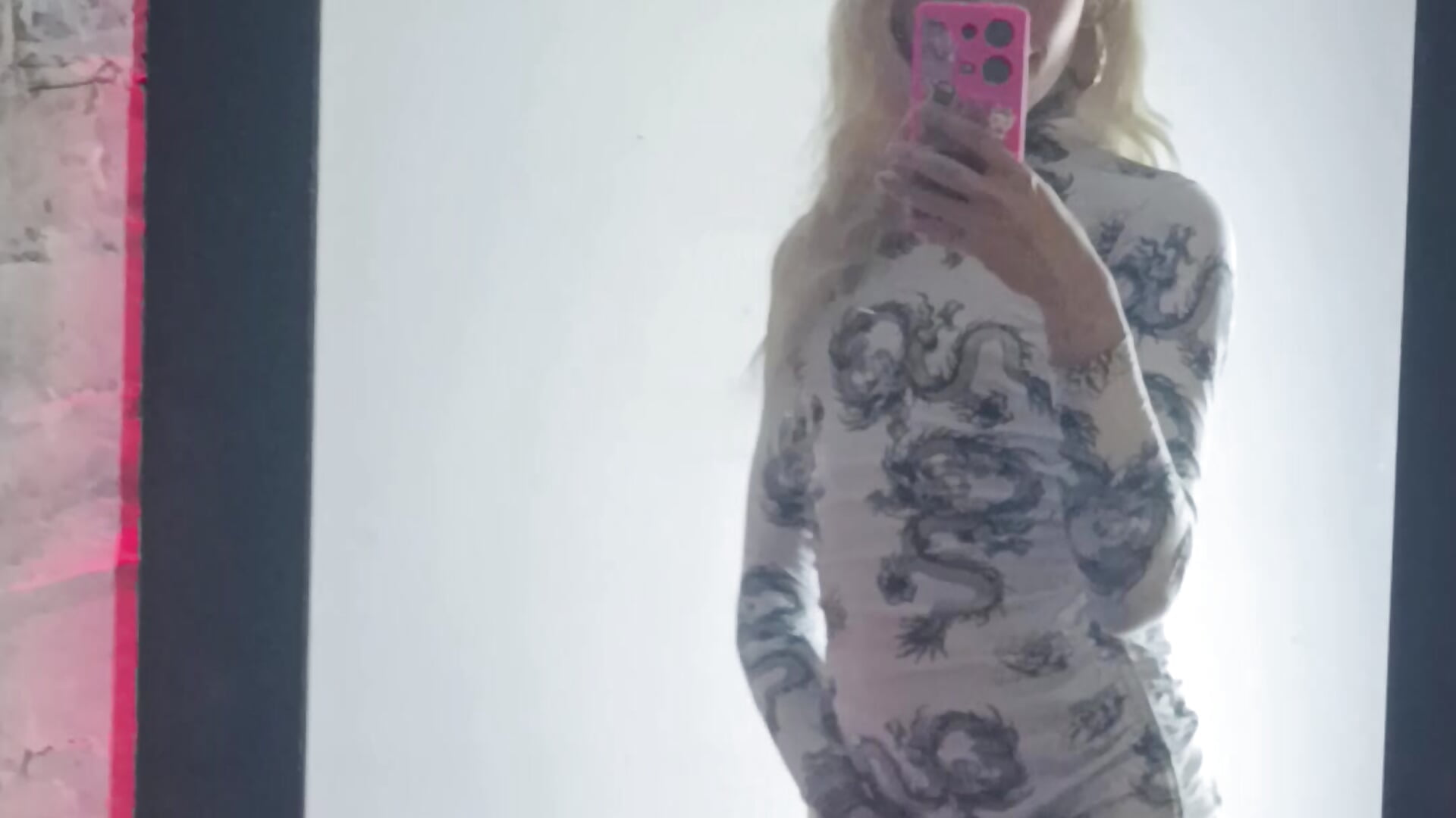 Belle_Kitte – popularni video modela na kameri 8362