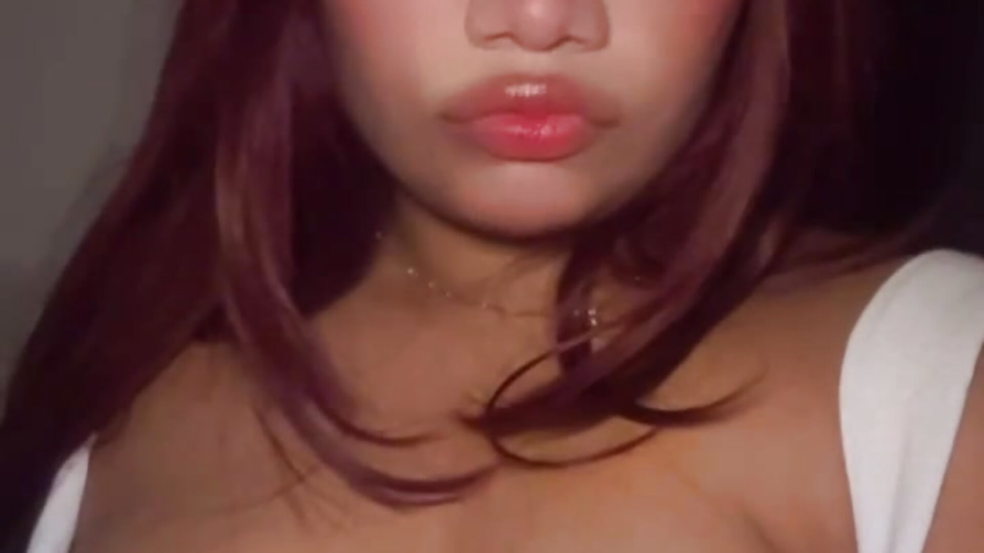 😏 – video od webkamerové modelky amne_blifor