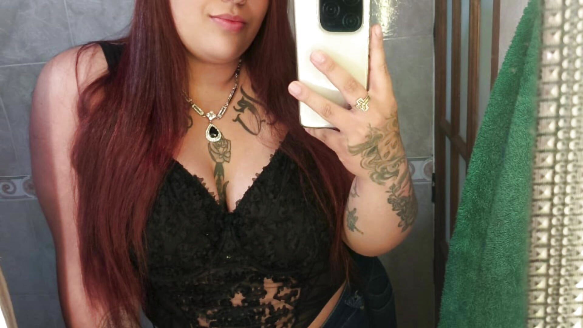 SEXY TATTOO❤💦 - video by Amara-love cam model