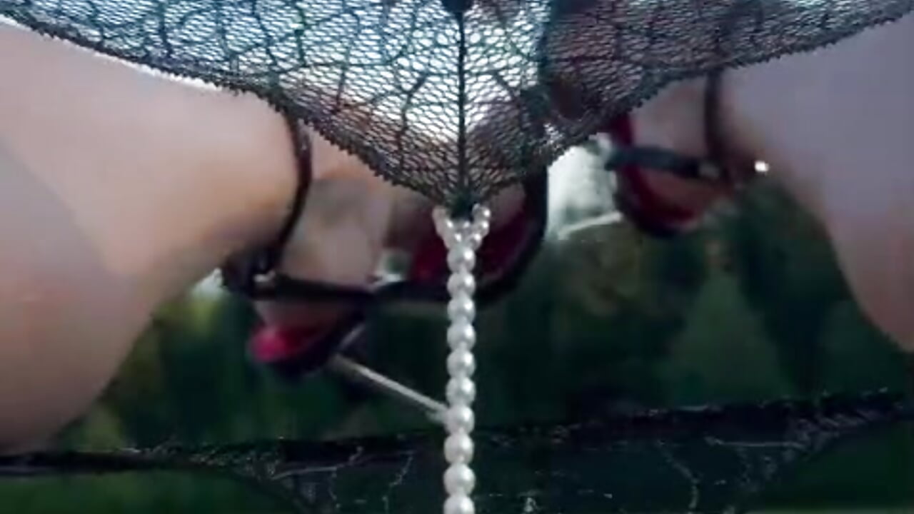 Sexy outdoors – video af LatinosEnSintonia cam-model