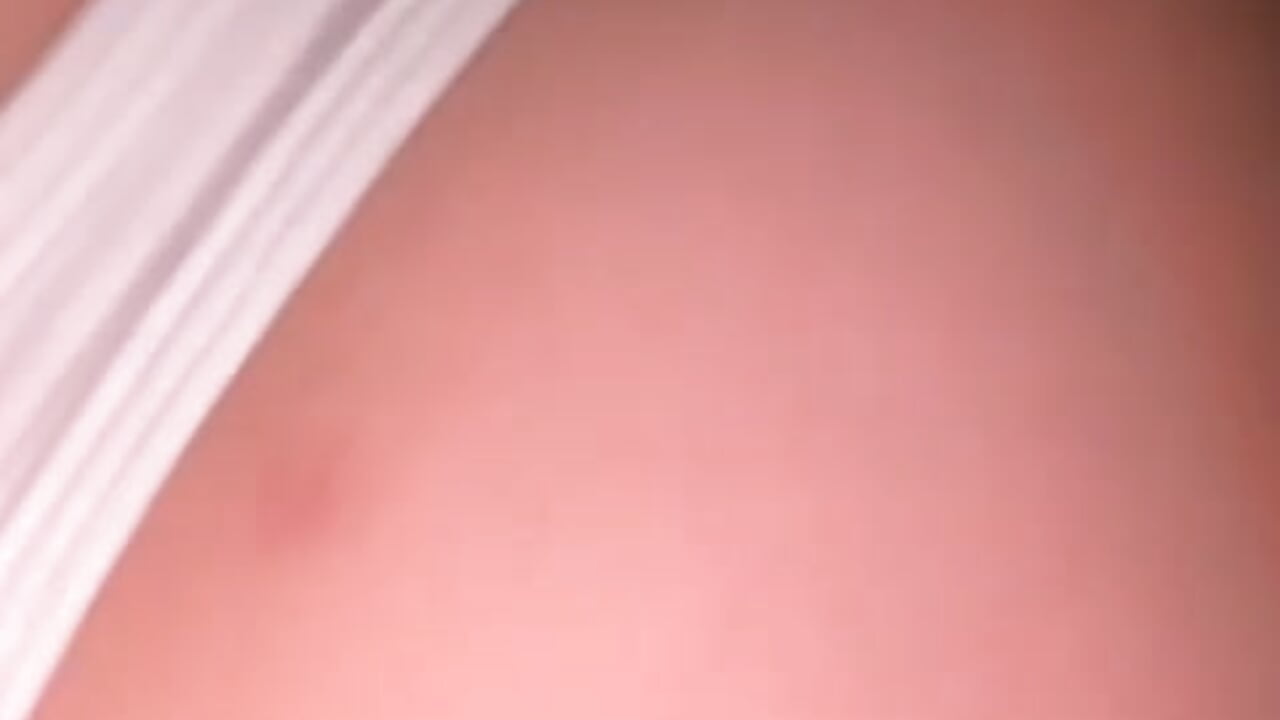 Gros cul dans un Playboy - video by JoElo599 cam model