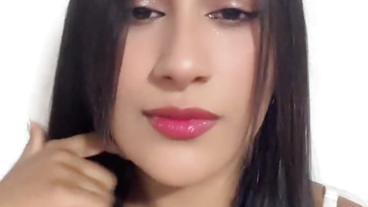 v09044g40000d3caggnog65qsdvbcbbg - video by Allicejhons cam model