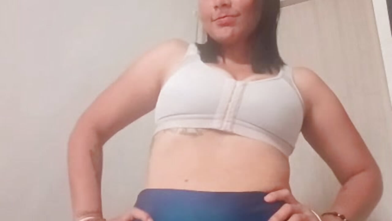 WhatsApp Video 2026-09-10 at 1,22,15 AM – video af Curvy_and_Petite_pm cam-model