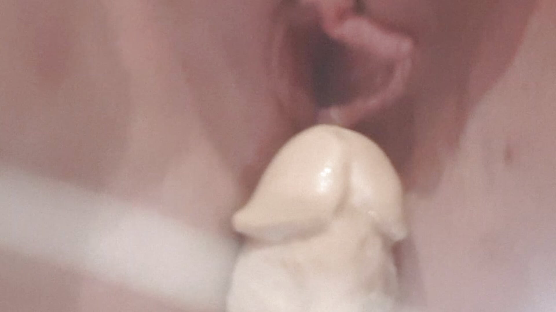 Bonne levrette et grosse giclée ! - video van Maxi_pleasure02 cam-model