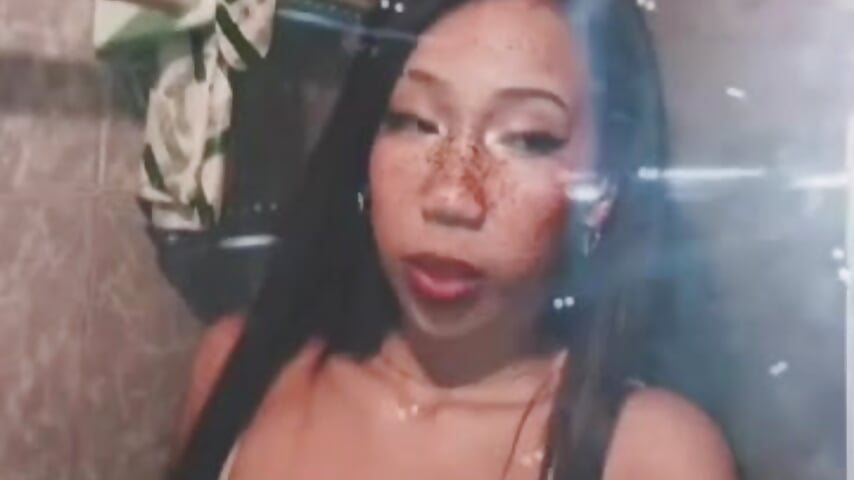 Me🫦 - video by shantall_hornyy cam model