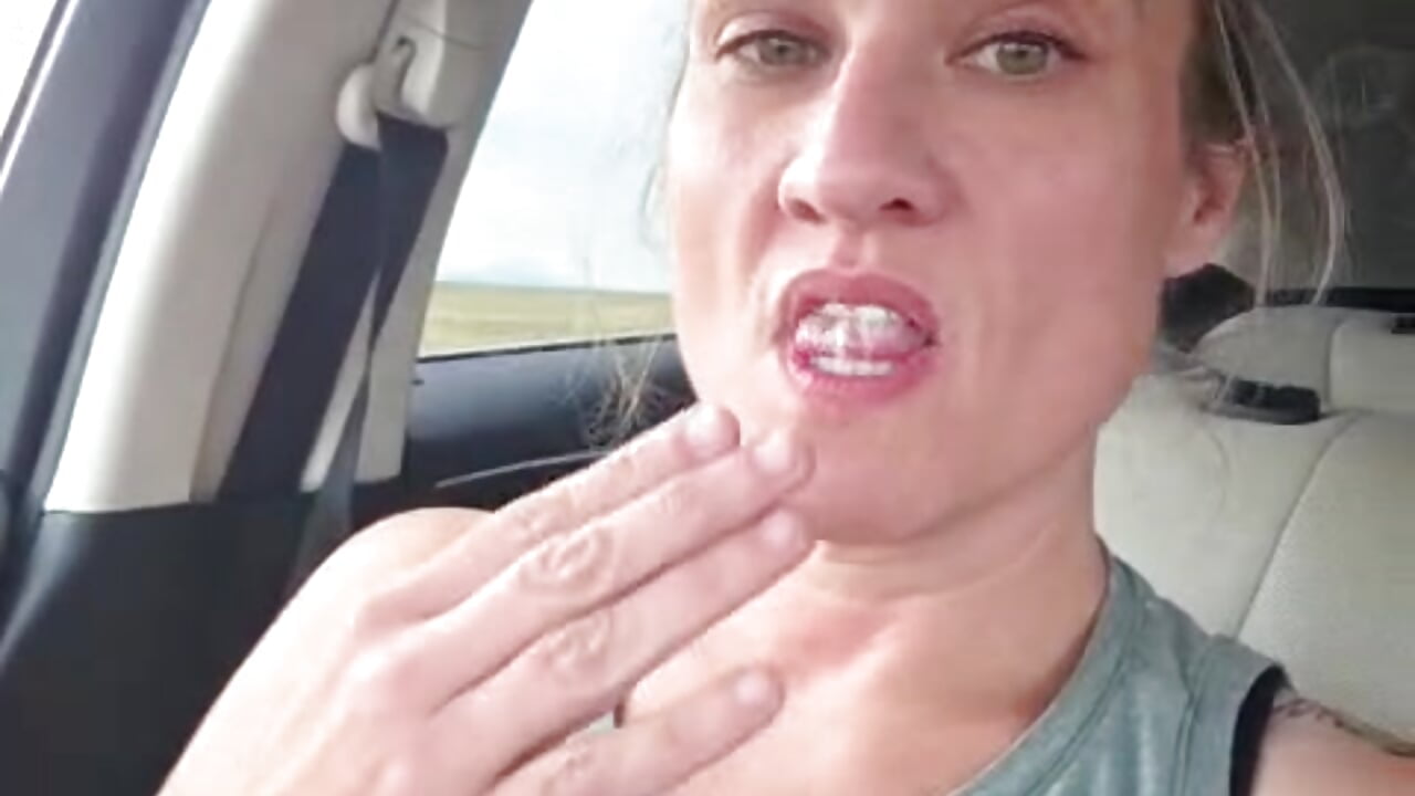 🤤 - video by OffTheClockXO cam model