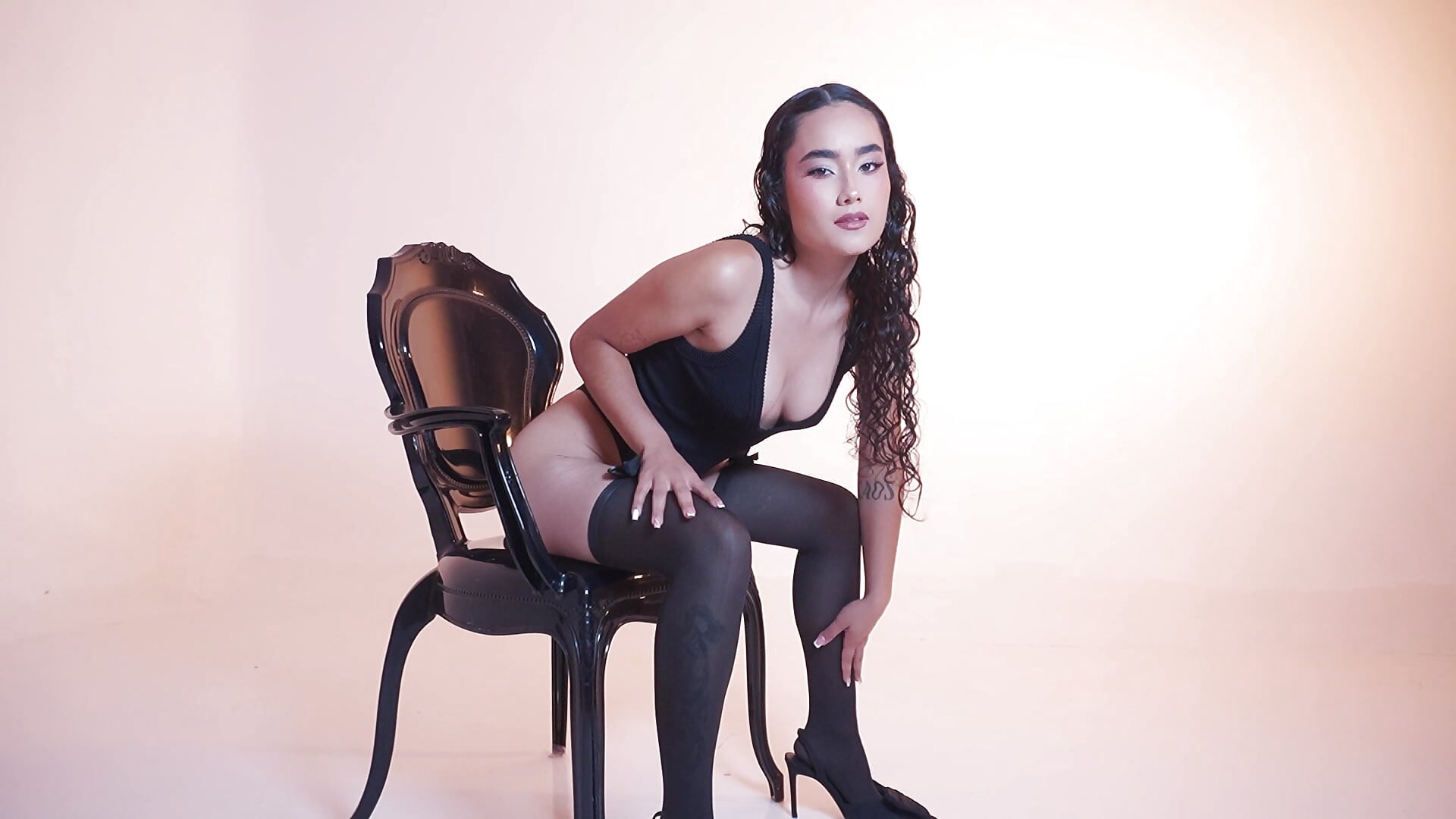 Welcome here to Maya 🐰 – video af MayaDavisX cam-model