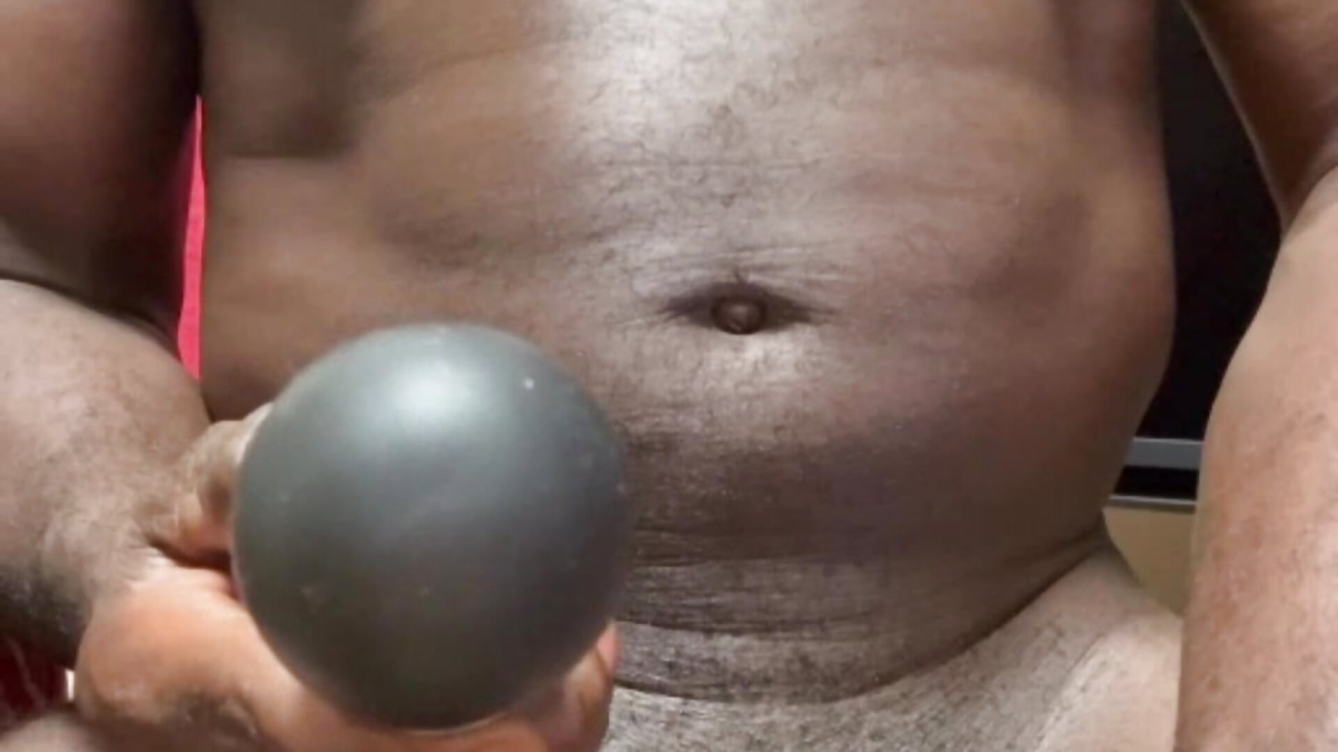 What Is This Mysterious Dark Sphere? – video af verrybig