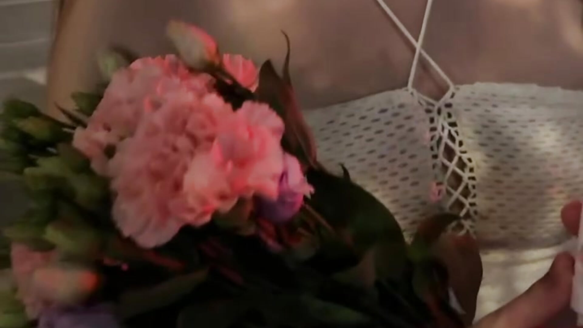 flowers for me from my lovely fans<3 - βίντεο μοντέλου m3owdealer