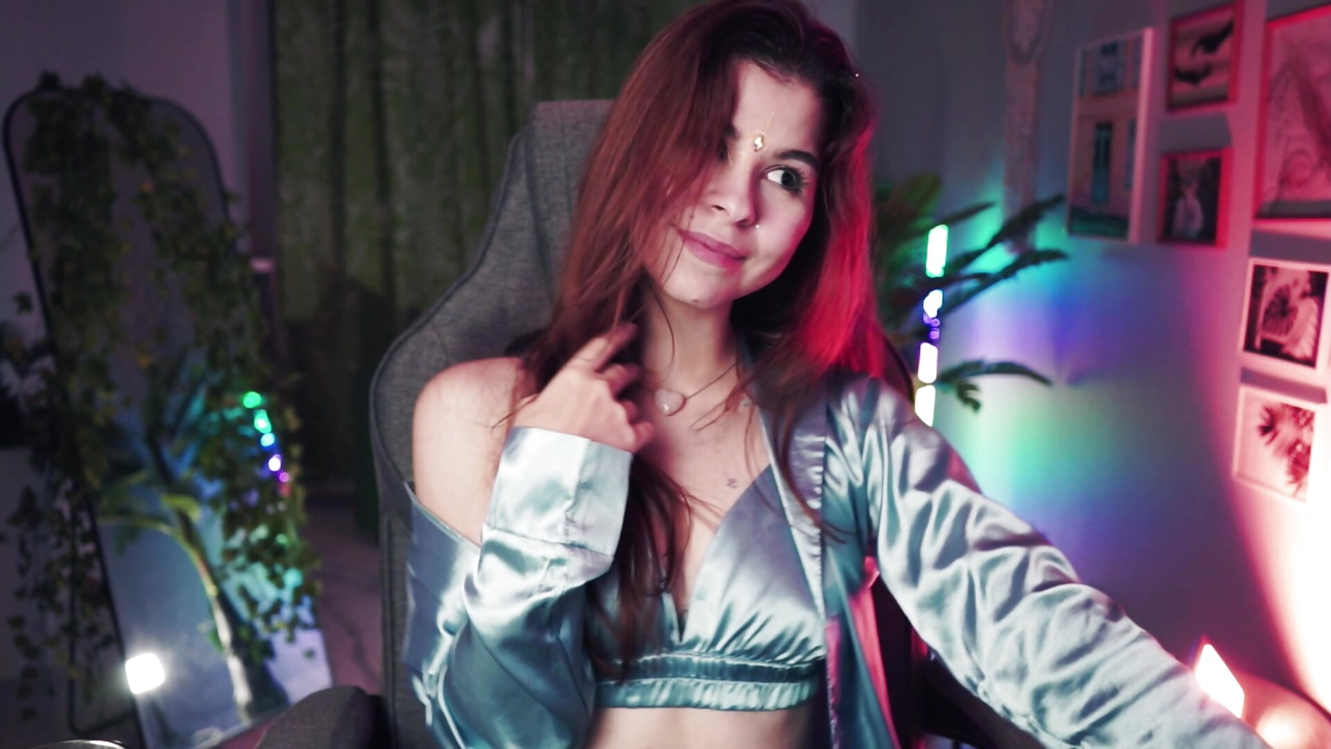 moon or a star?– SienaAshwood kameramodell videója