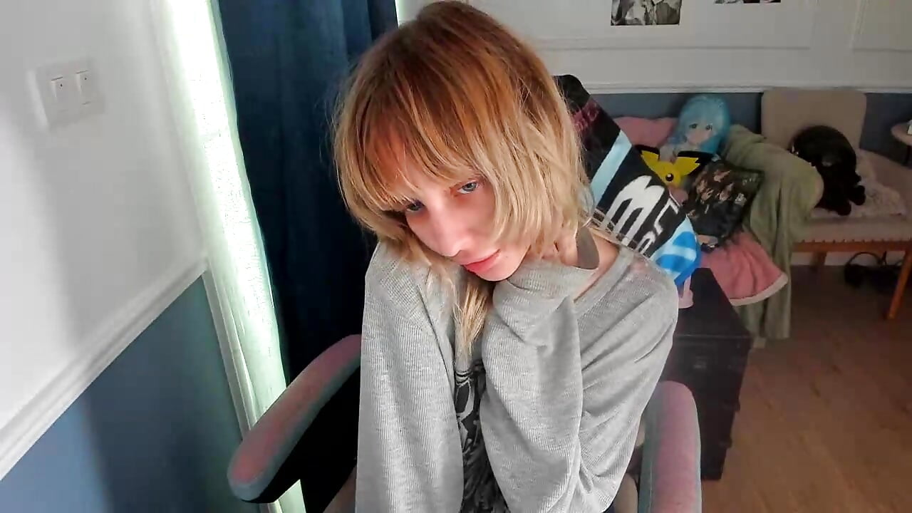who_am_i????? - skrepochka adlı kamera modelinin videosu
