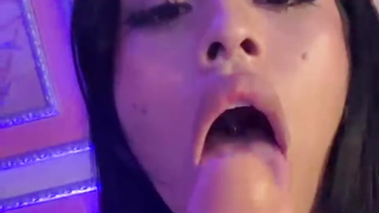 Sexy blowjob - clip cu The_jazmin_doll model videochat