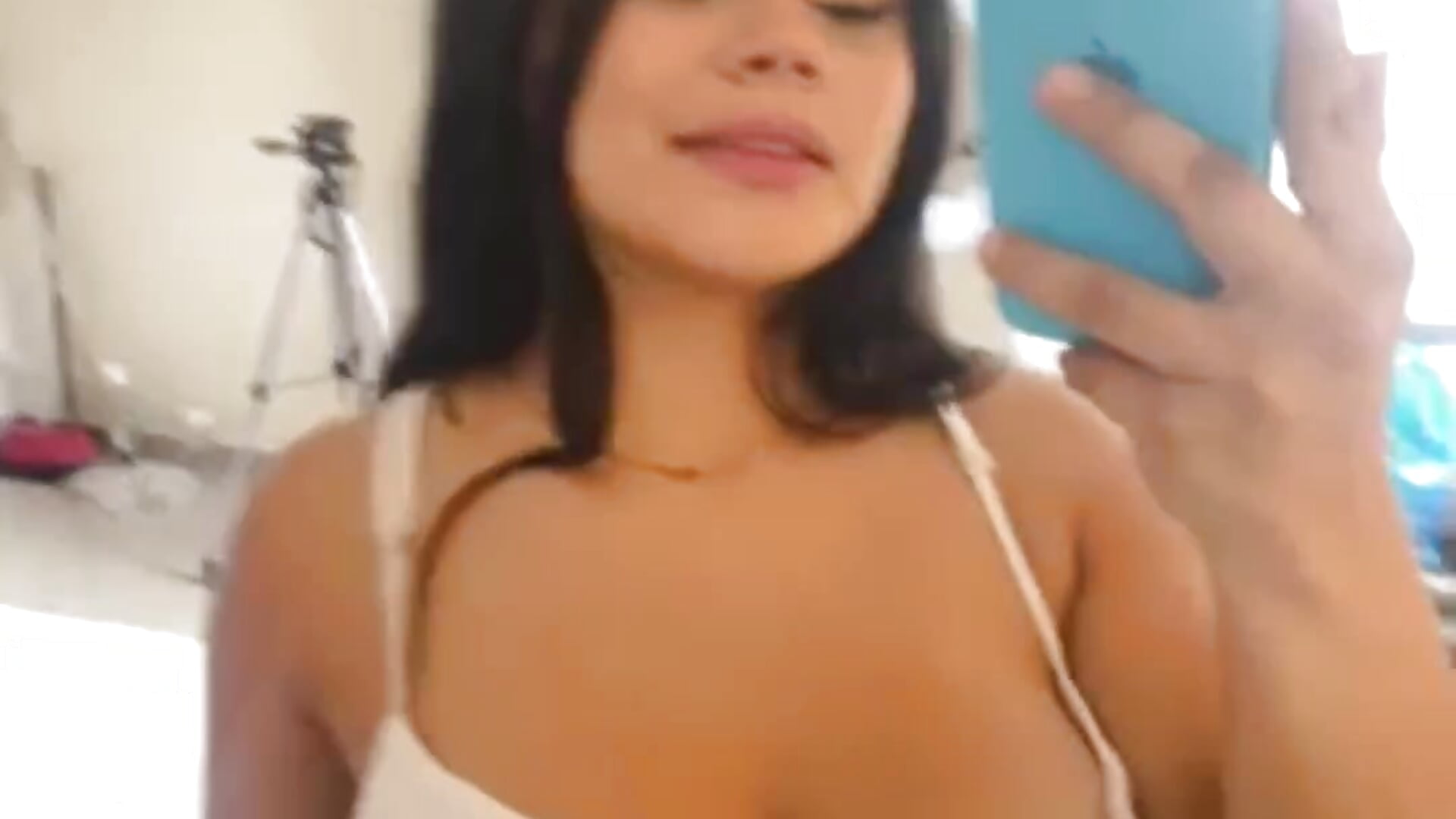 Lingerie Model Teases Live - StefaniCollins-এর ভিডিও