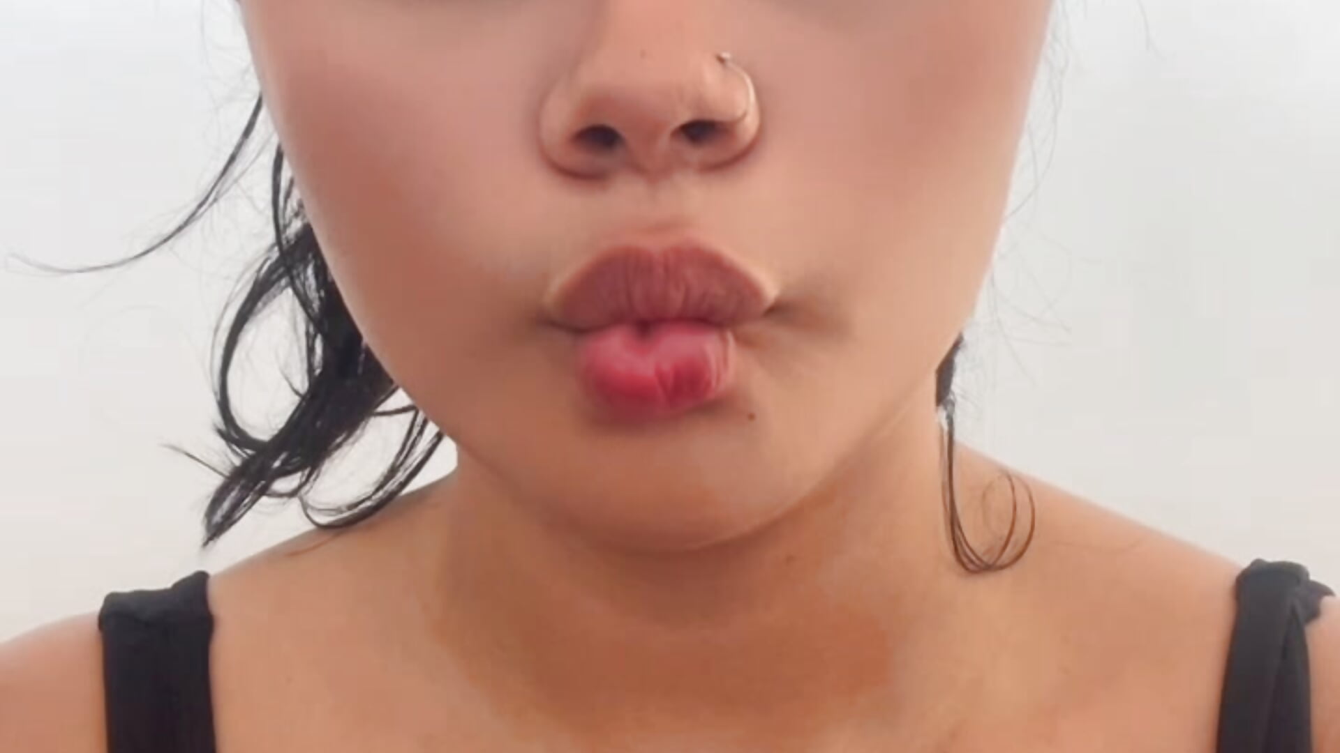 Get Ready for Pure Heat – video od webkamerové modelky StefaniCollins