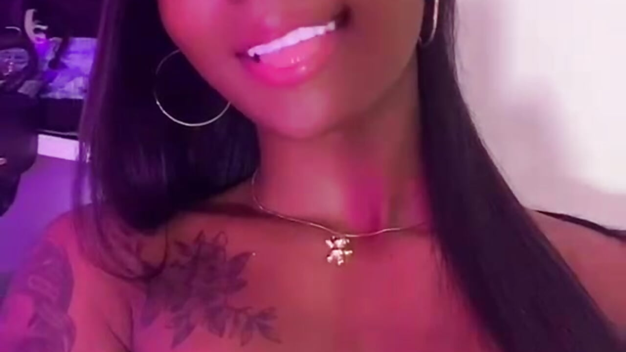 💋 - video van PenelopeGuzman cam-model