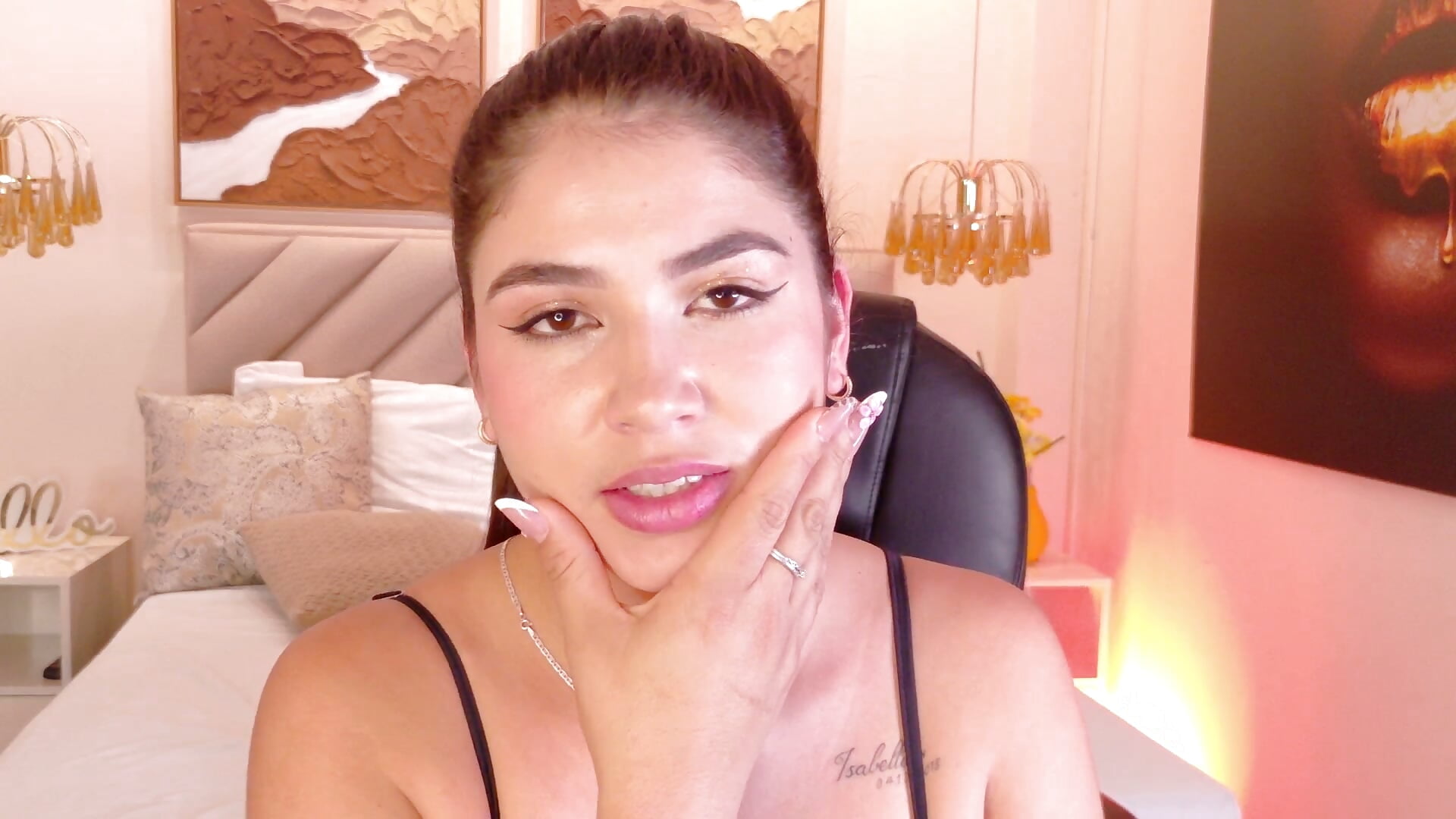 Lip teasing 🥵 - AnahiaLopez 캠 모델의 동영상