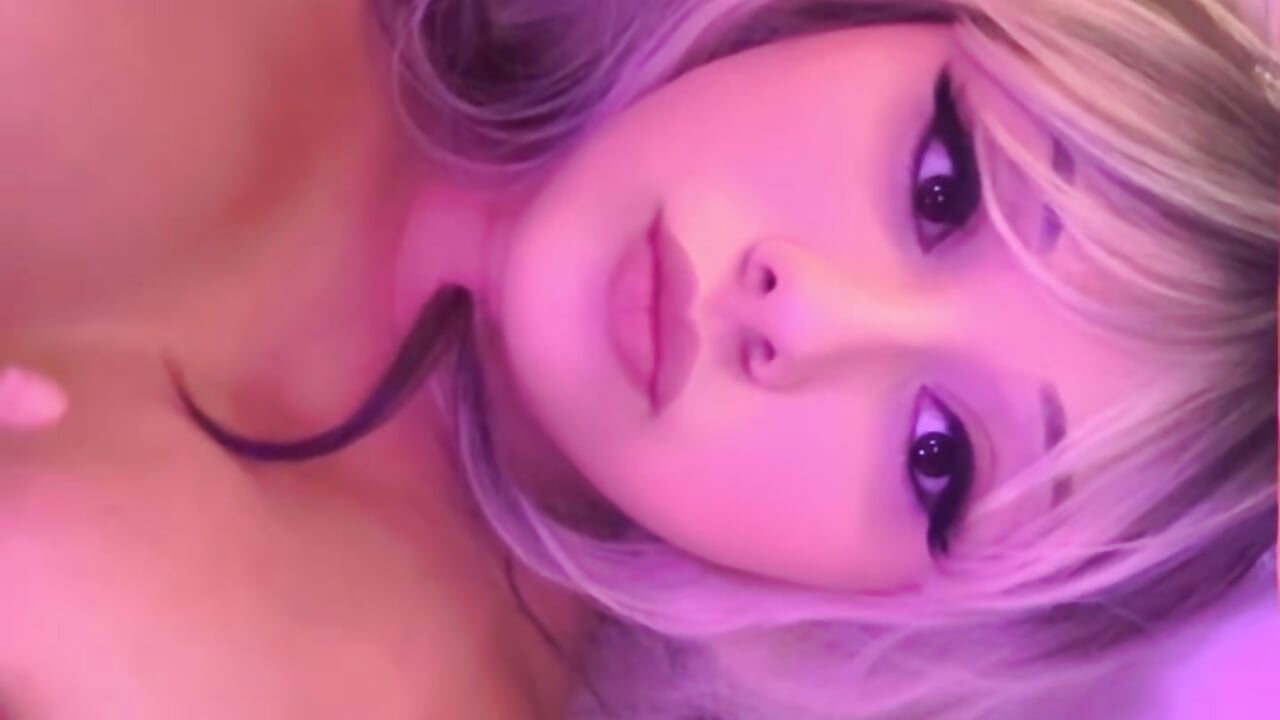 Milf 💦 - video by urfavpeachh cam model