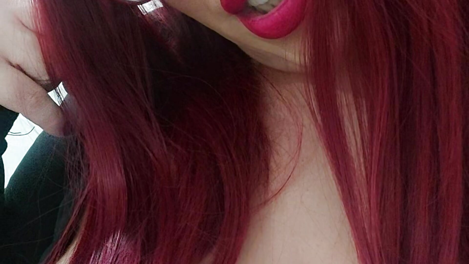 Waiting for your whisper - video av HornyBunny96 cam-modell