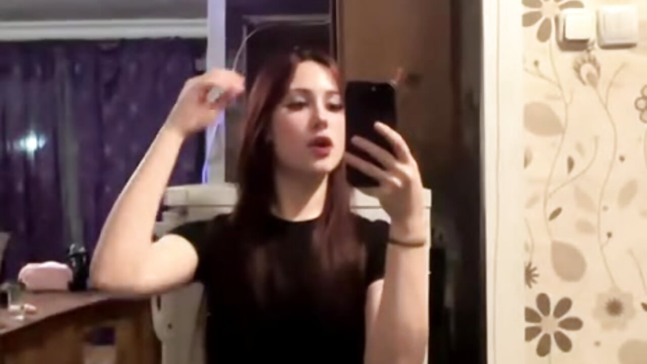 IMG_0536 - video của người mẫu cam Lara_MarmeLara